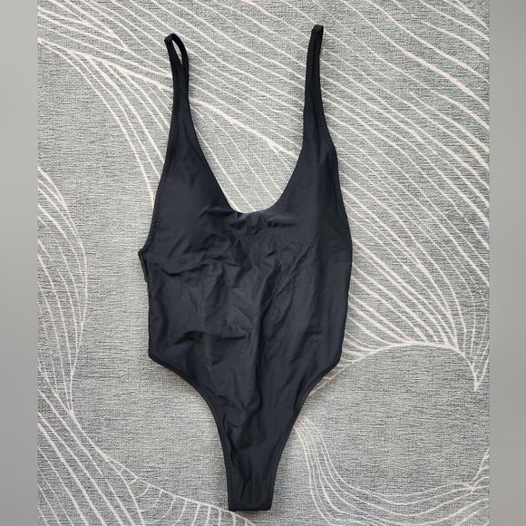 NWOT sexy high cut one piece - Picture 6 of 6
